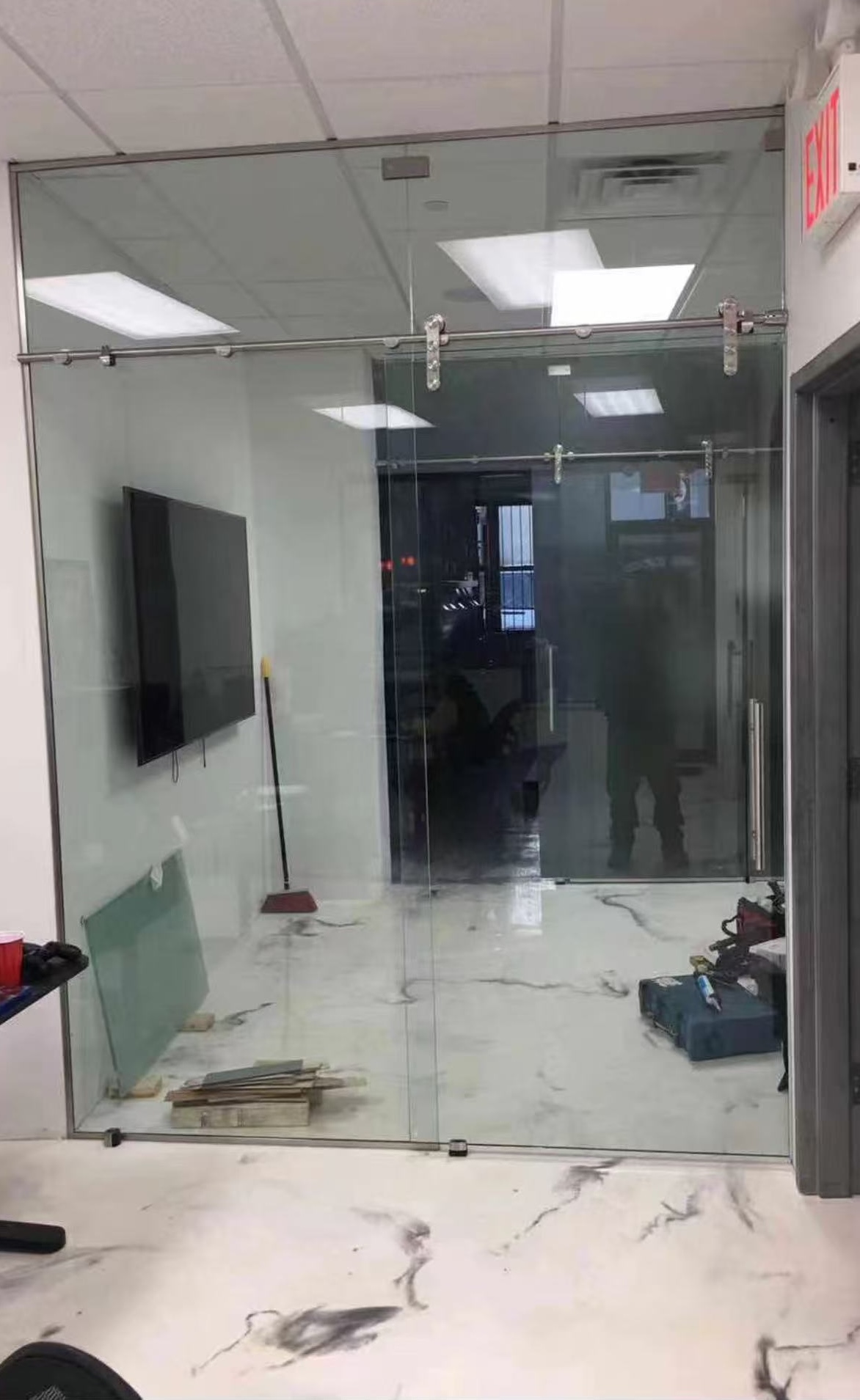 Glass & Mirror
