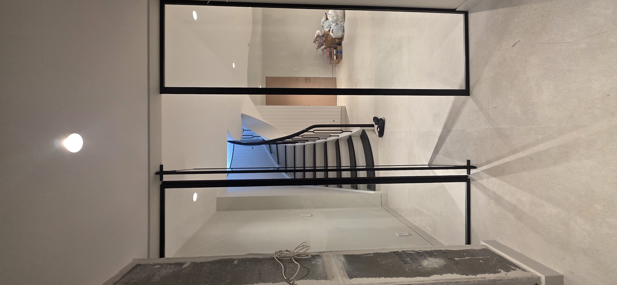 Glass & Mirror