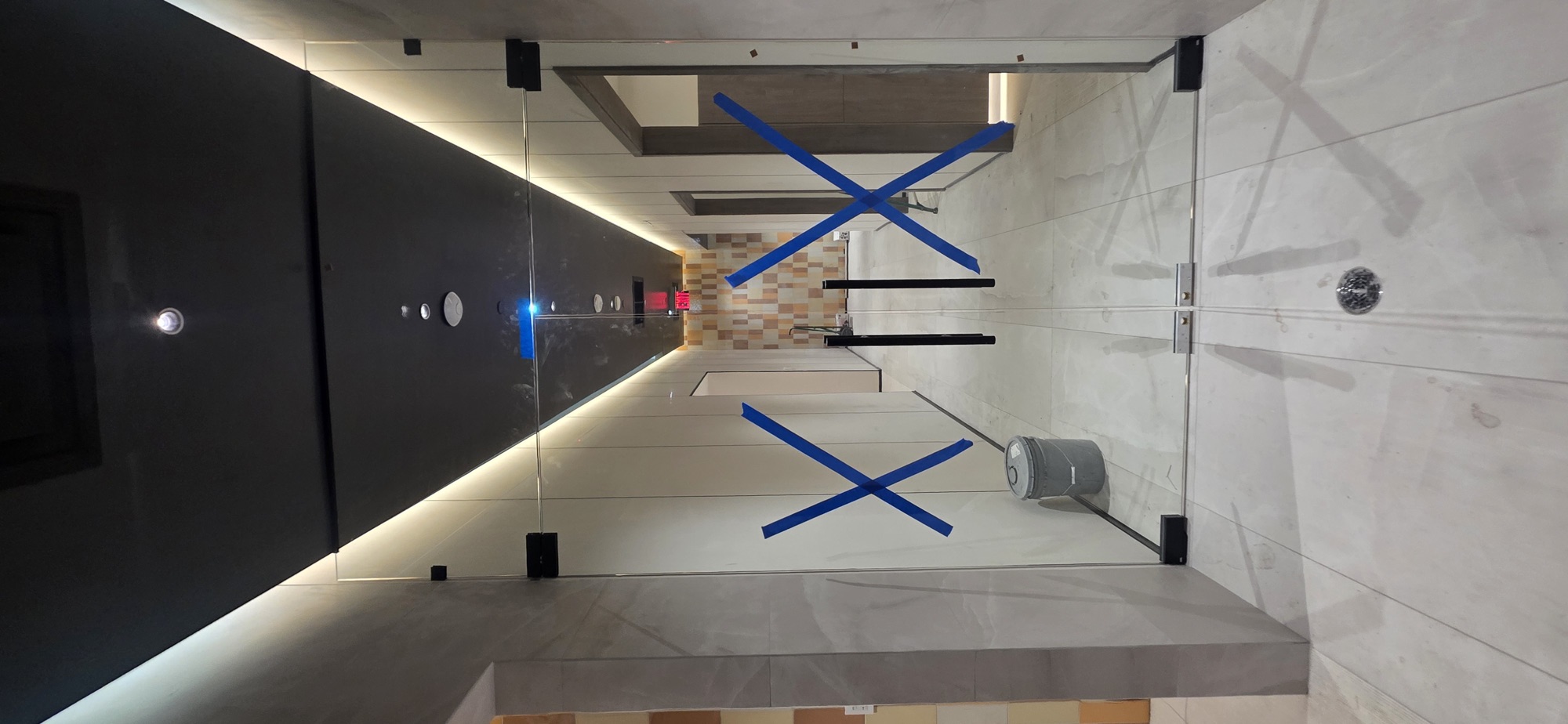Glass & Mirror