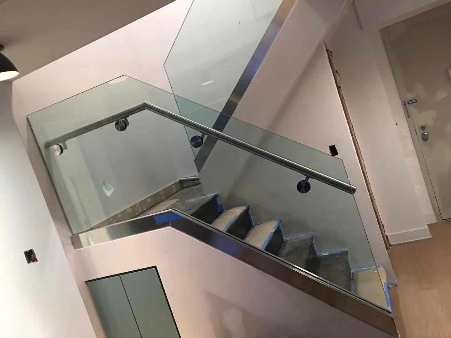 Glass & Mirror