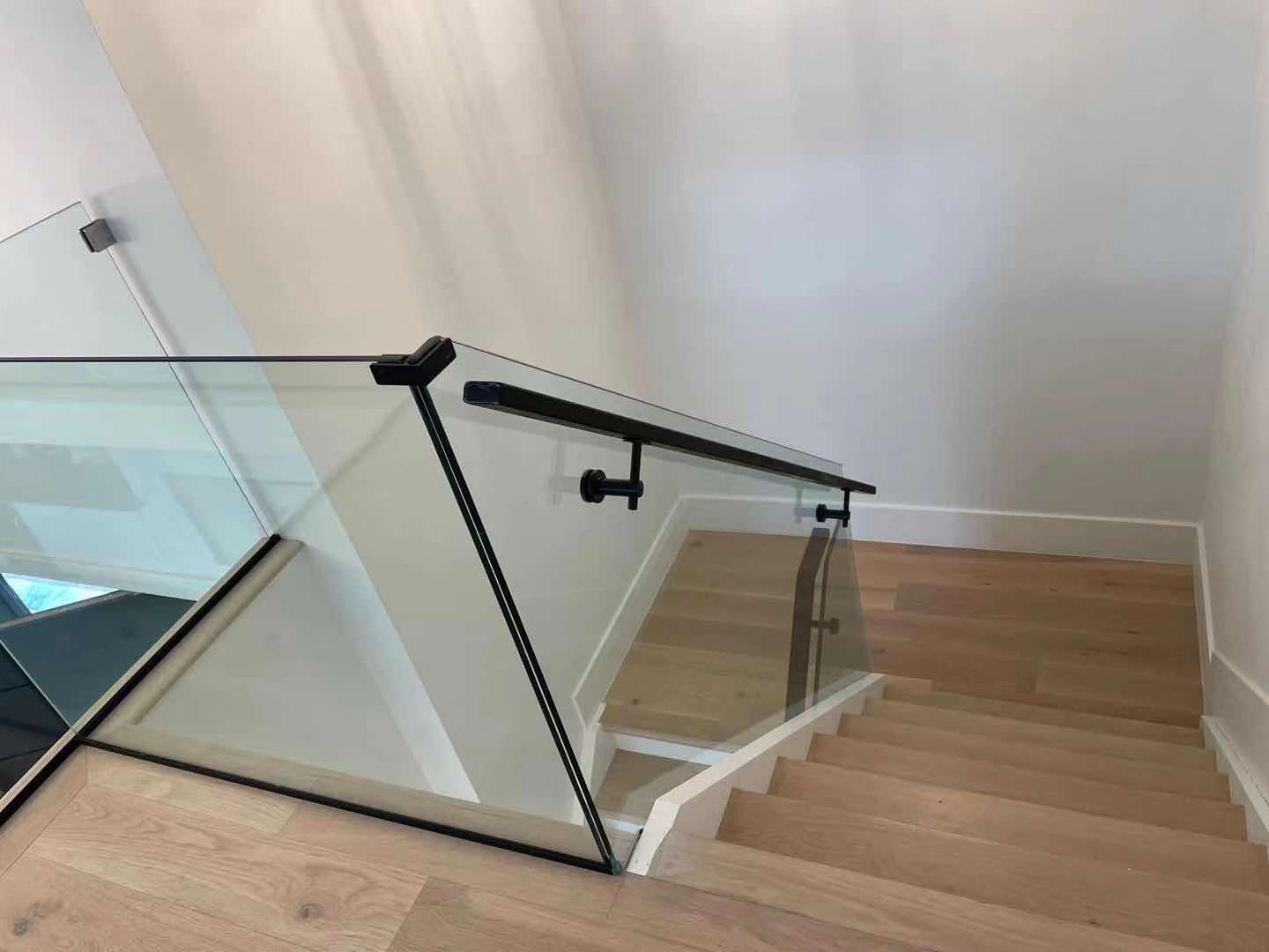 Glass & Mirror